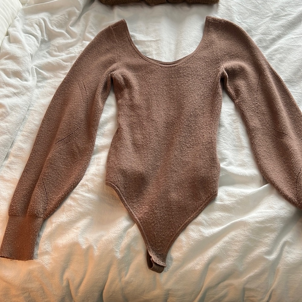 Brown Abercrombie & Fitch bodysuit